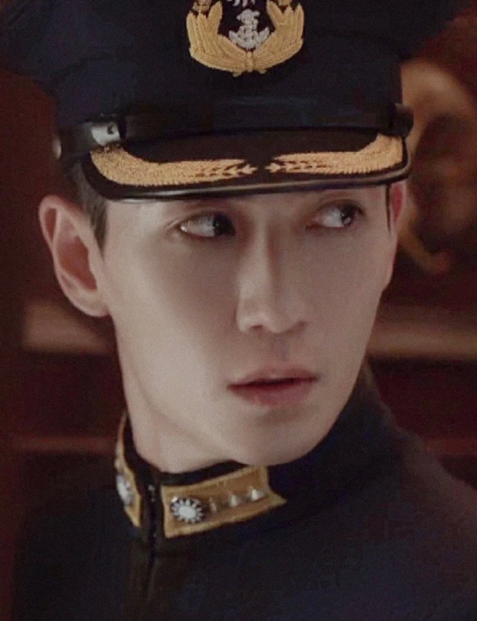 朱一龙军装造型