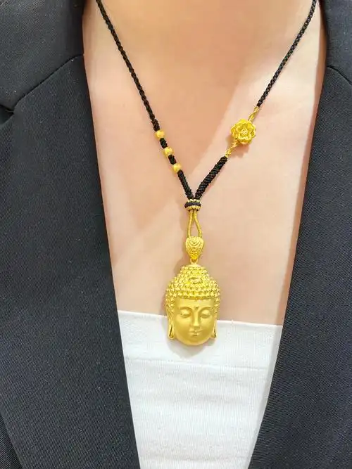 足金佛头吊坠#足金999 #周大生 #黄金首饰 #实物分享  - 抖音