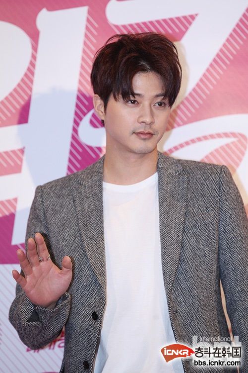 金智勋姜河那等出席《working girl》vip试映会-韩国新闻-新闻-奋斗在