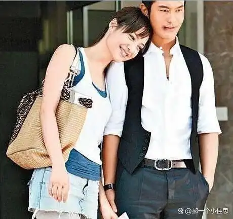 秦岚:42岁不结婚不生子,两任男友移情别恋,自负的人生有多悲哀