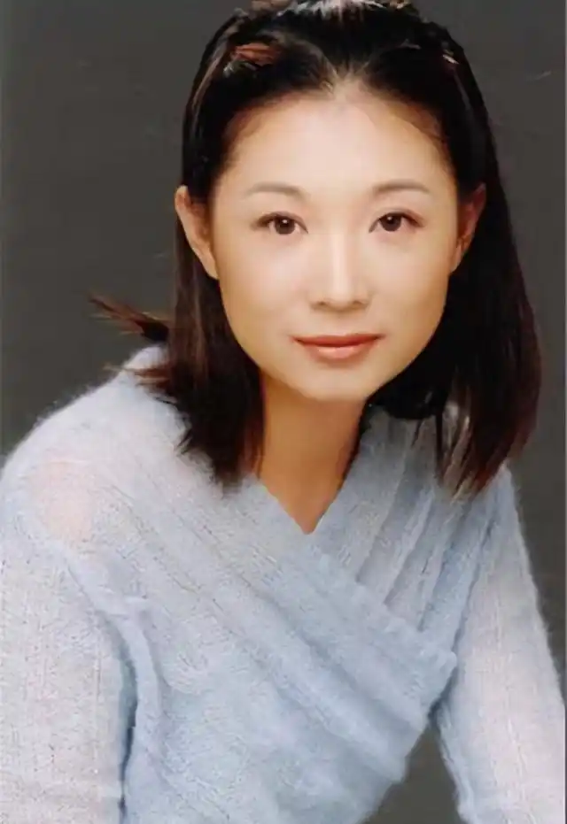 演员张译:娶旺夫的钱琳琳,不惧女方二婚带娃,结婚17年宠妻如宝