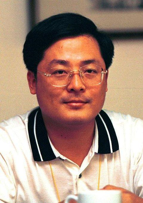 北京李嘉诚亿万富豪袁宝璟的沉浮录