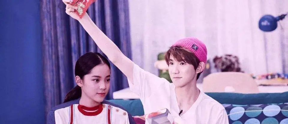 王源发行的新歌《姑娘》每一句歌词都指向欧阳娜娜.