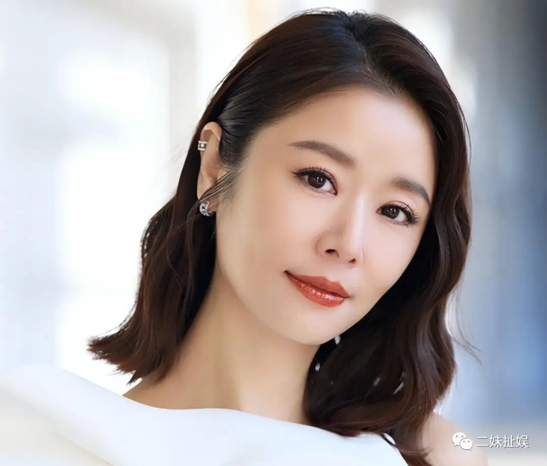 最近,非常有名的女明星林心如突然在内地的社交平台上发布了一条信息