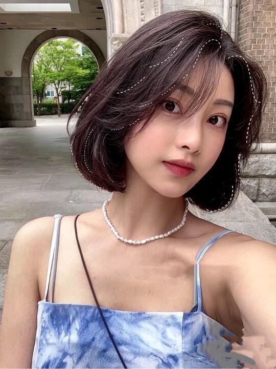 经典女短发发型图片_小红书