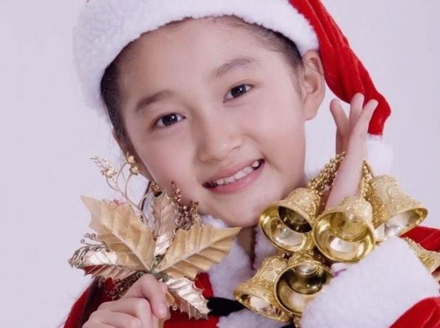 鹿晗的女友是关晓彤,两人相差了7岁