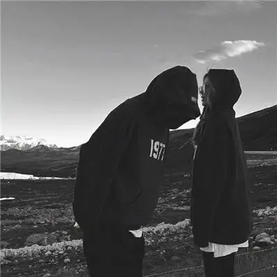 情侣头像丨真人头像高级黑风格_侵权_世界_商业用途