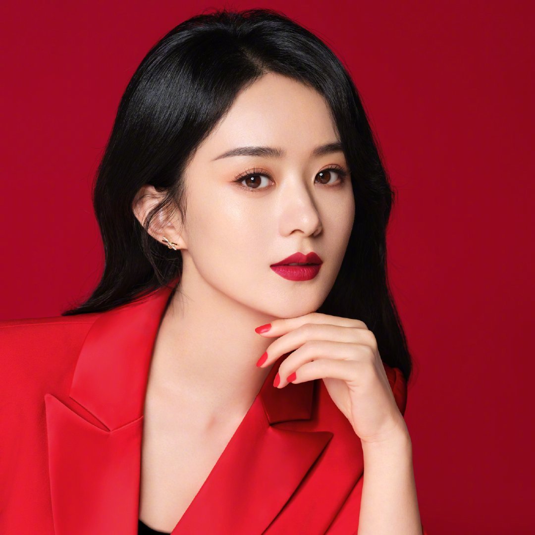 赵丽颖红西装黑发红唇又美又飒御姐风十足的颖宝