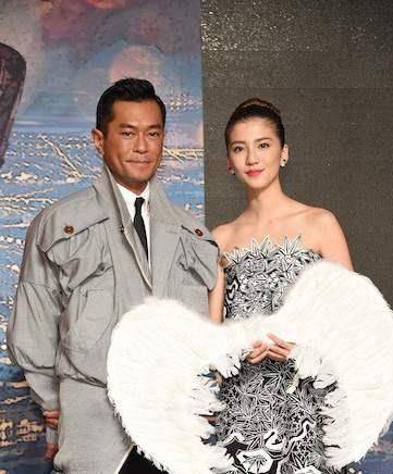 谁能想到深爱吴千语的林峯,终究因为"财富"失去她,但她配吗?