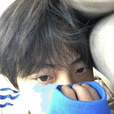 15帅气男生照片真人