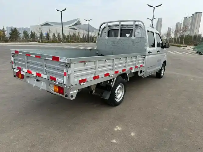 21年五菱新卡双排座 加长版兜 本地一手车 5万公里 原版原 - 抖音