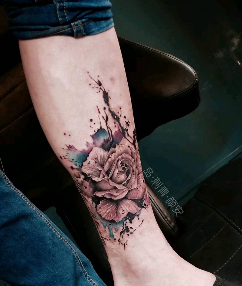 小腿遮盖纹身图片腿部欧美传统清新写实植物原创成品纹身图案