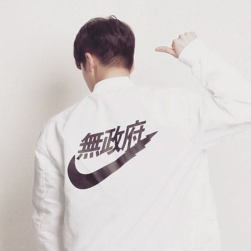 2021最火爆男生背影头像图片精选男头图片