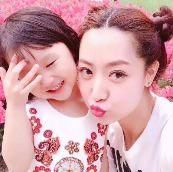 白冰为什么离的婚与前夫丁一和平分手没有矛盾