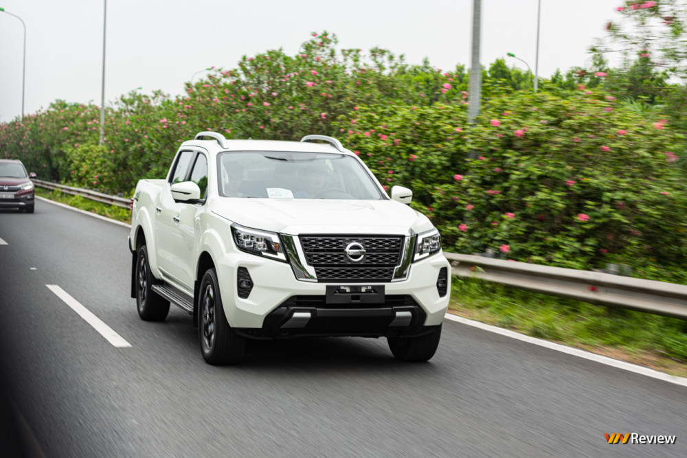 体验2021款日产纳瓦拉navara:舒适的皮卡之选_腾讯新闻