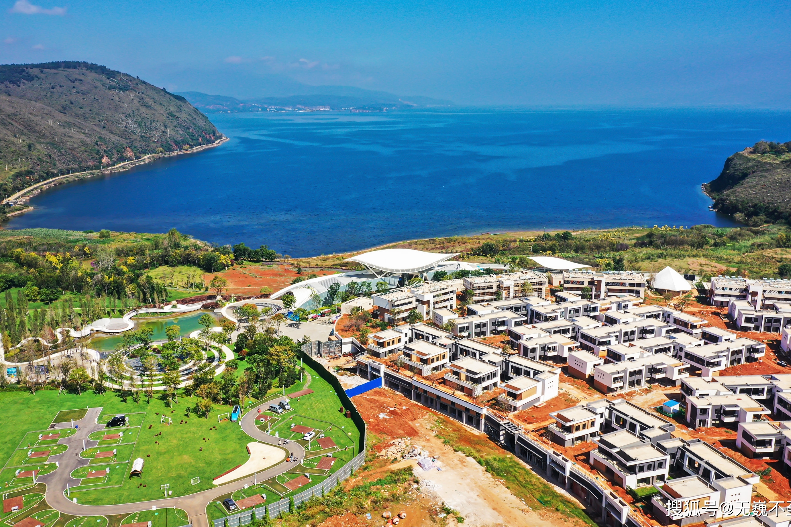 航拍抚仙湖星空小镇纵享仙湖的水岸天堂