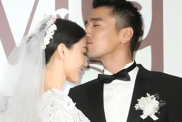 回顾高圆圆催婚张亚东遭徐静蕾截胡逼哭袁泉被赵又廷宠成宝