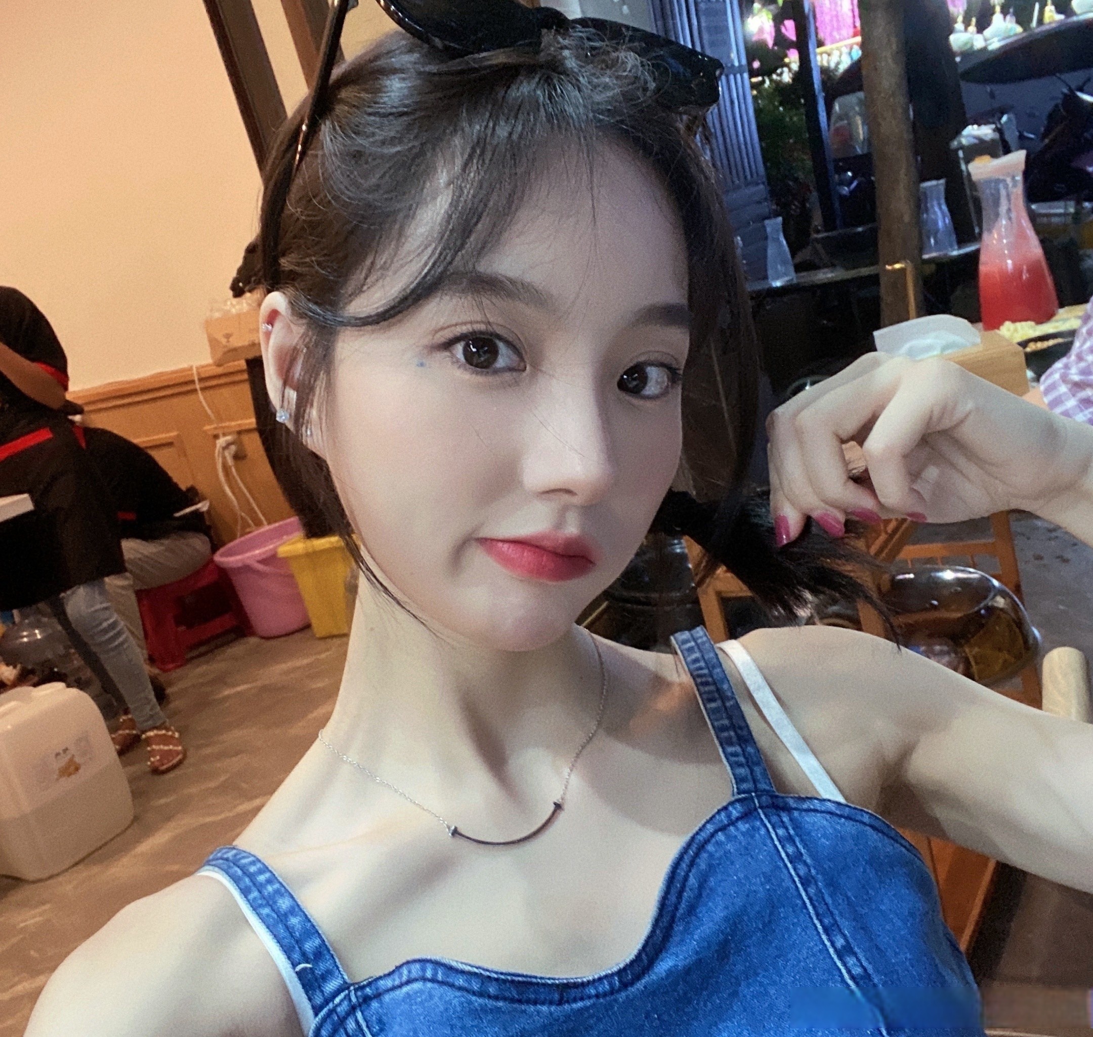 姜允儿 出生于1996年,来自上海,天秤座