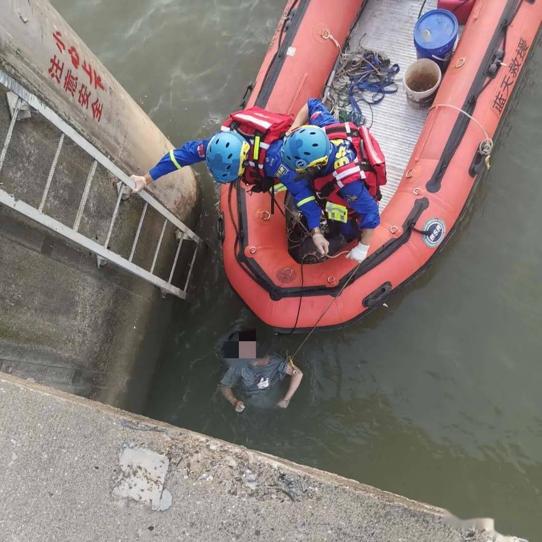 丹阳九曲河打捞起一具浮尸,死者年仅16岁!