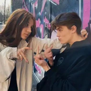 2022最新版双人高级ins风欧美情头 冷酷霸气的高颜值欧美情侣头像