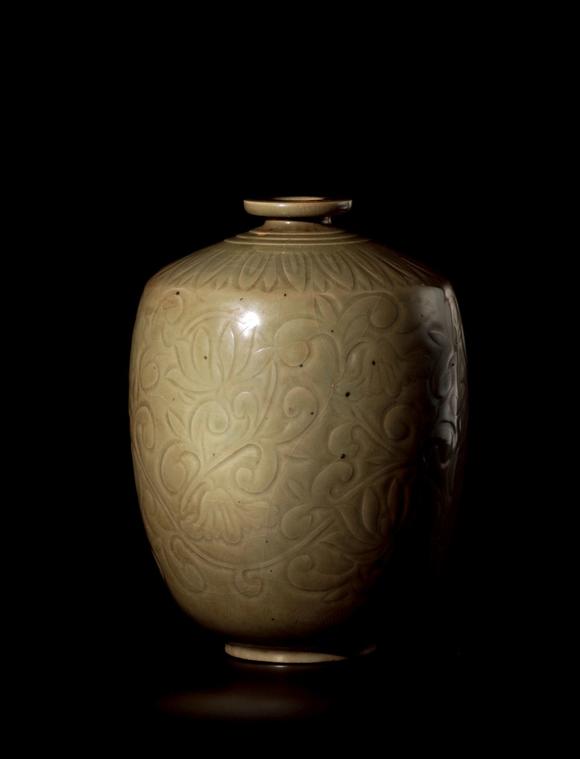 艺珍艺术北宋 耀州窑刻花梅瓶