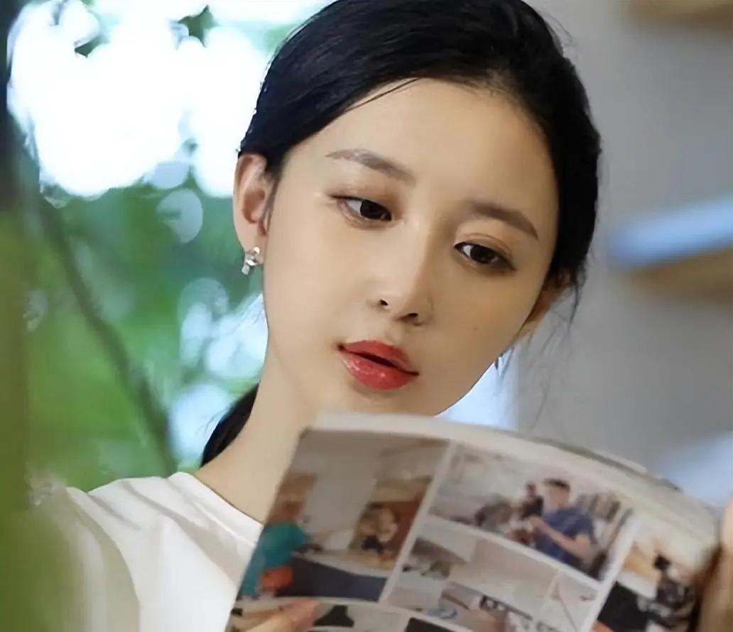 潘玮柏老婆真漂亮,她和潘玮柏一同出镜,亮瞎了众人的眼睛_事业_女子