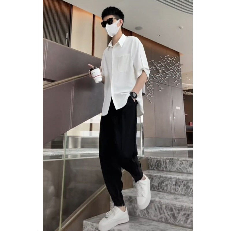 喵畅夏天配牛仔裤的型男上衣夏季垂感冰丝五分袖衬衫宽松痞帅衬衣潮男