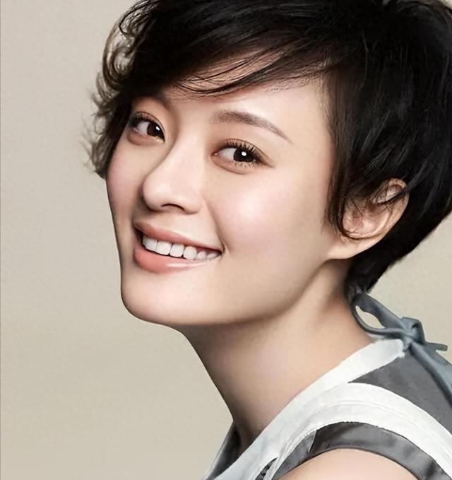 "二手市场"成女明星照妖镜,谁没底线,谁割韭菜,全照出来了