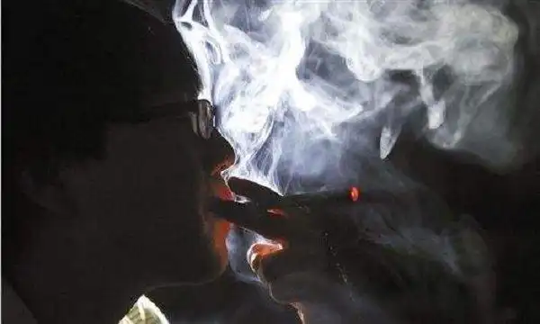 纽约公共场所禁电子烟