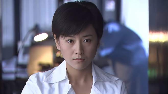 现场铁证:杀人犯以为很聪明,哪料一个指纹,足矣定他的罪-影视综视频