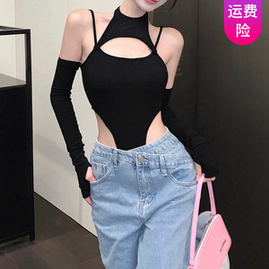 高叉连体勒阴上衣女连裆腰部三角镂空t恤性感辣妹挂脖露肩长袖夏