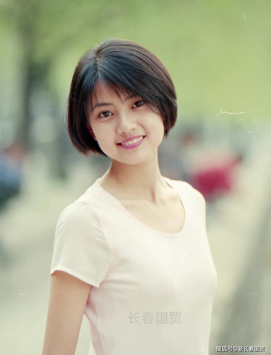 高圆圆罕见旧照曝光清纯甜美满满胶原蛋白