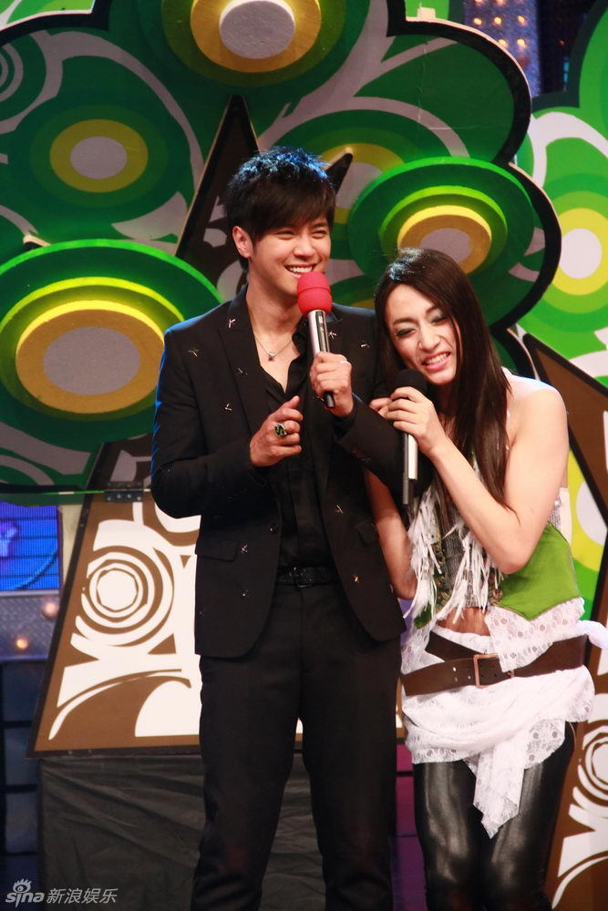 罗志祥和蔡依林秀恩爱