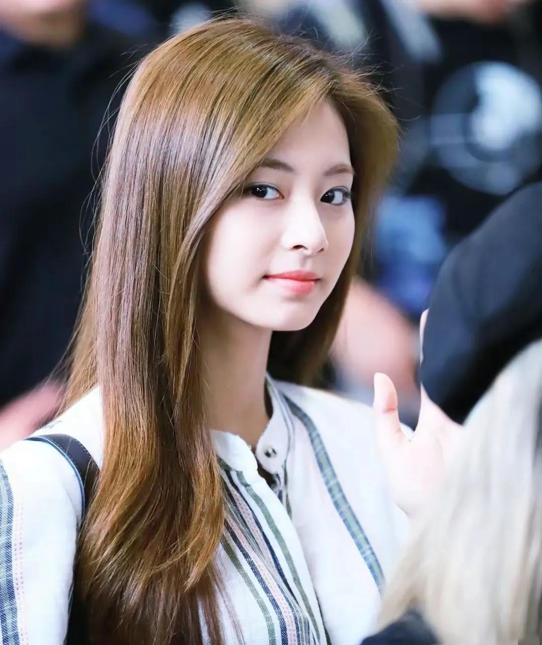 惊艳,靓丽的周子瑜_演出_漂亮_少女