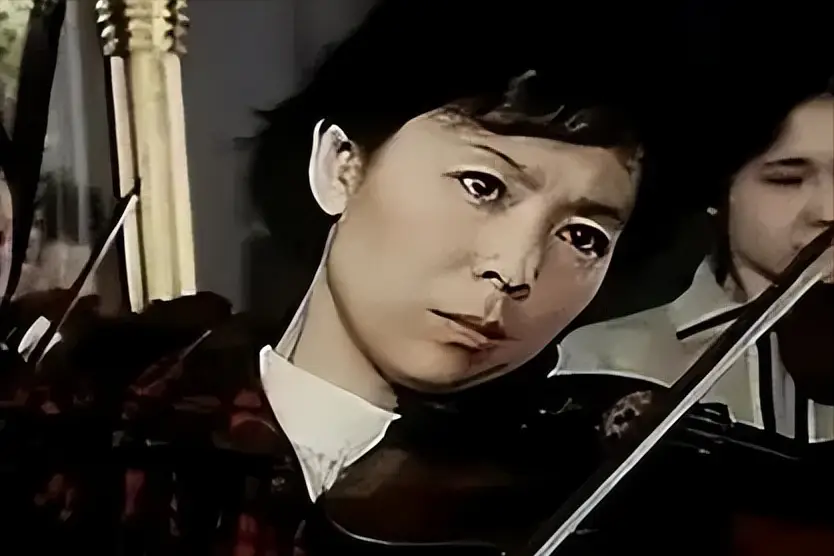 刘尚娴:因饰演《英雄儿女》中的"王芳"走红,患难婚姻格外美丽_时候