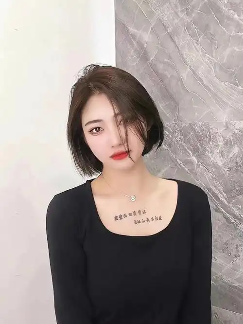 女生短发发型低层碎发真的太修饰脸型咯