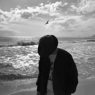 头像男生霸气冷酷喝酒-霸气头像-爱聚微信qq空间大杂烩