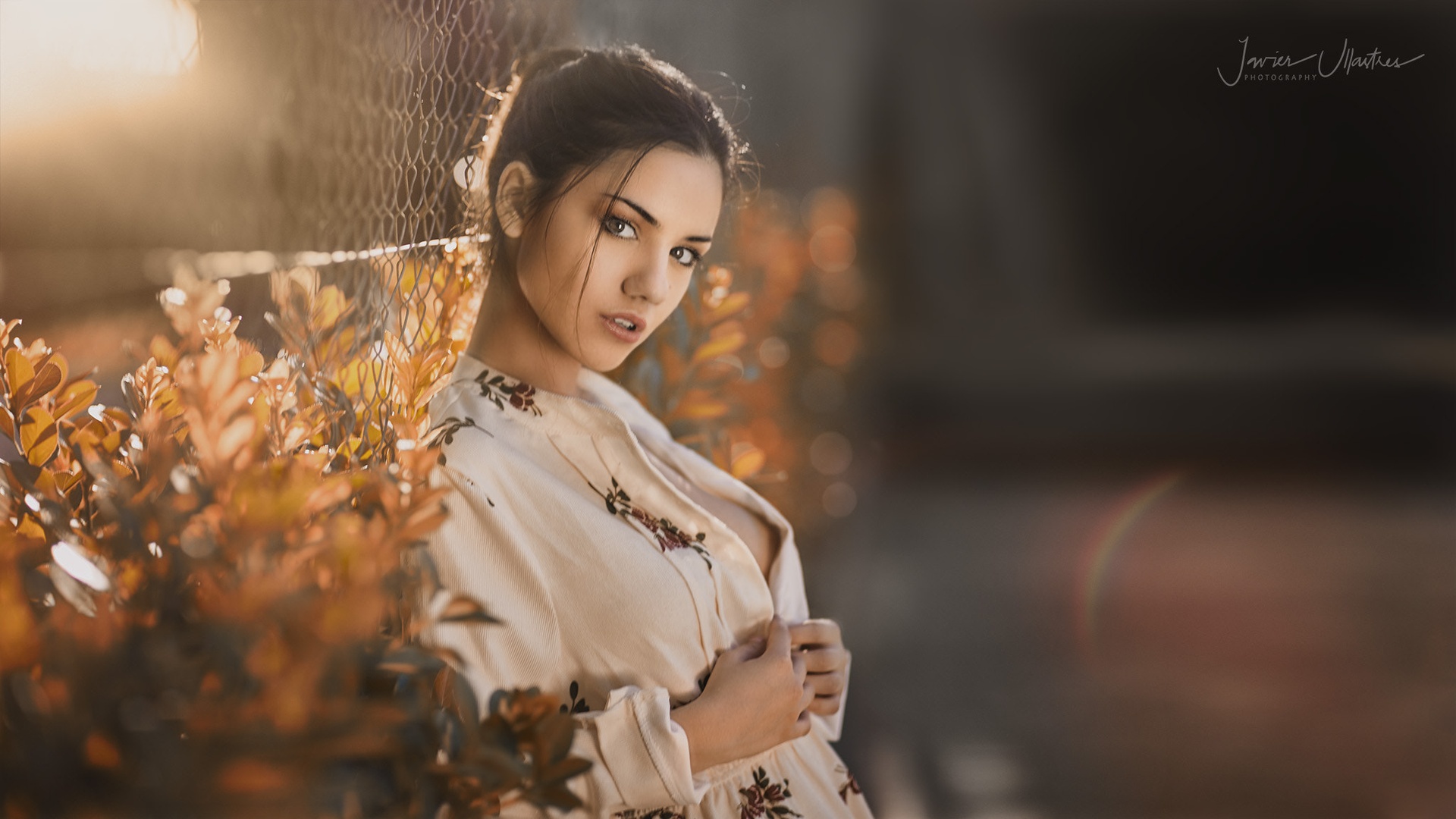 36m上传时间:2020-06-16壁纸标签:欧美美女壁纸封面图简介:欧美 美女