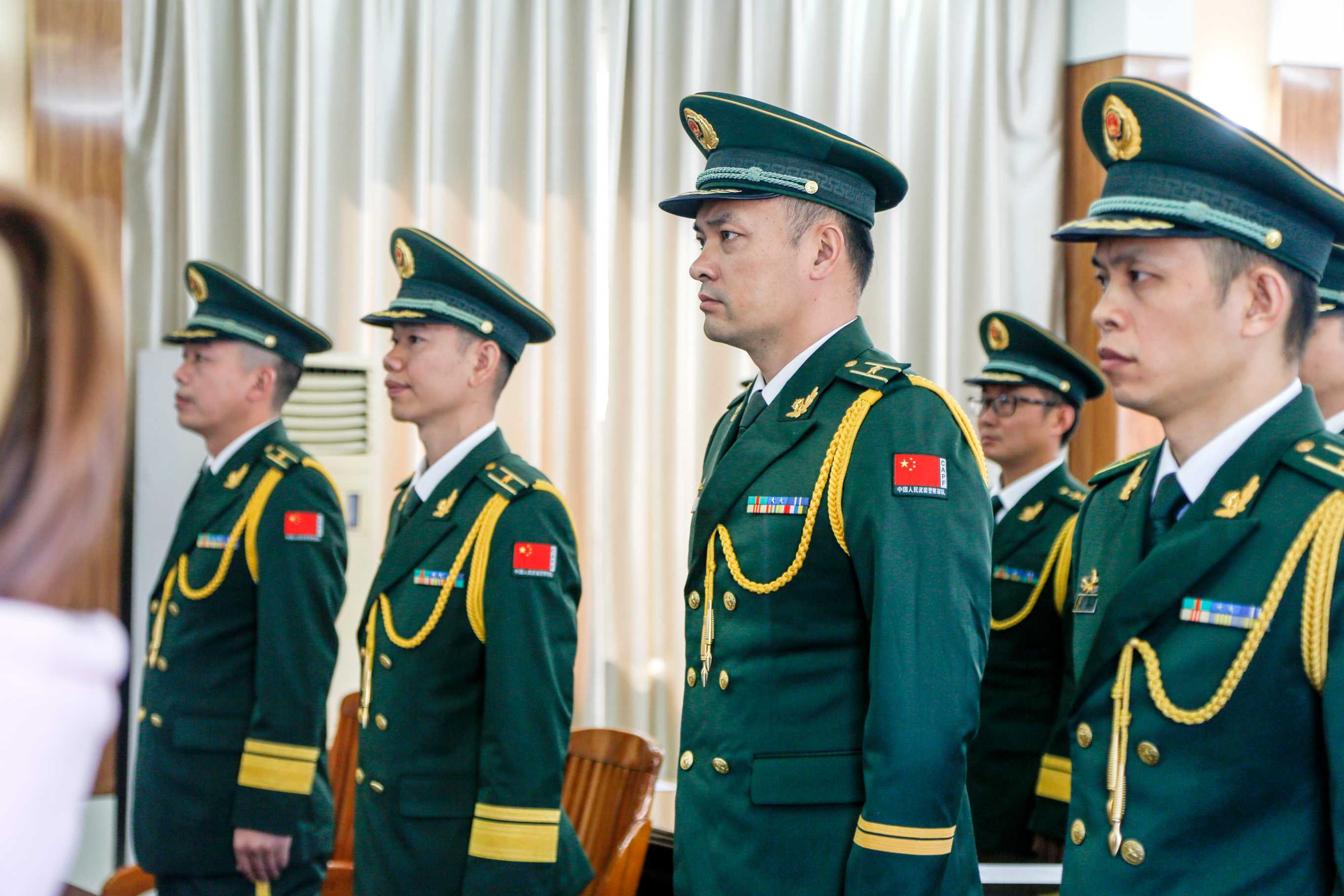 武警河池支队举行晋升军衔仪式 共同见证军人荣耀时刻