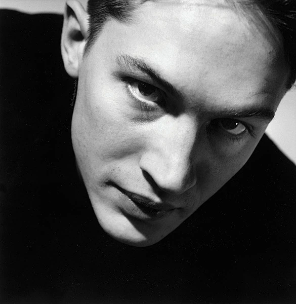 汤姆哈迪tomhardy图片