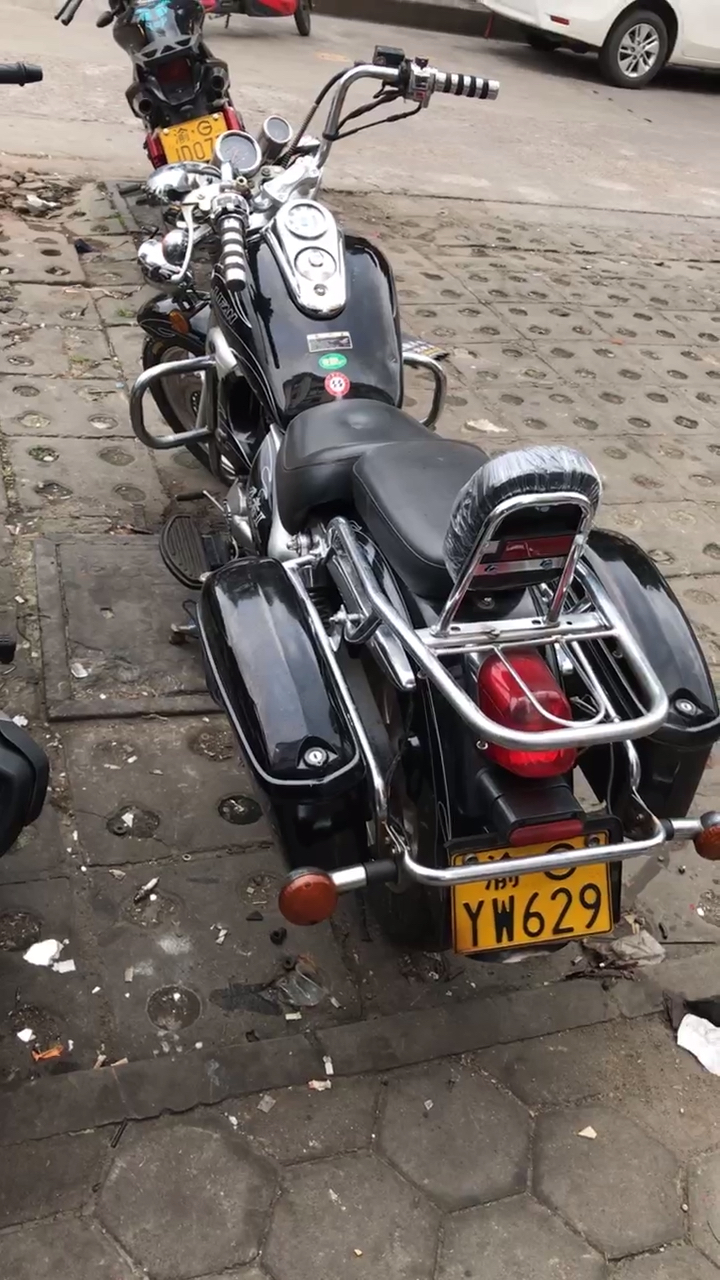 力帆忍者150风暴太子车