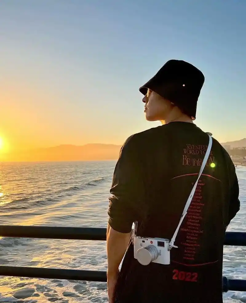 比帅照更致命的照片是生活照#男友风 #全圆佑 清清相册 - 抖音