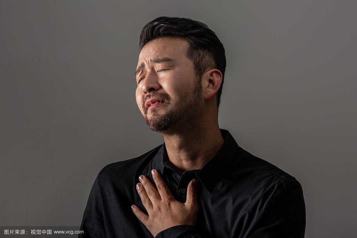 男性,面部表情,情绪,悲伤,哭泣,绝望