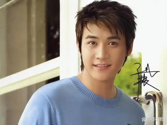 这部电视剧之所以能够受到广大观众的热烈欢迎,陆毅的颜值做出了很大