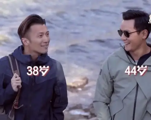 谢霆锋吴彦祖"泡"制脚底料理