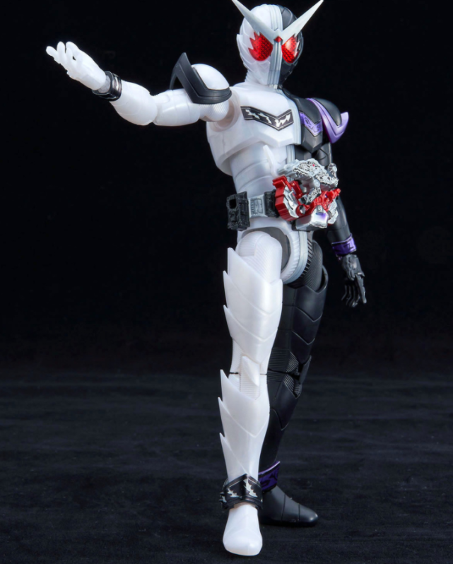 假面骑士w獠牙王牌形态拼装模型实物当疾风露出獠牙怪人沉默了