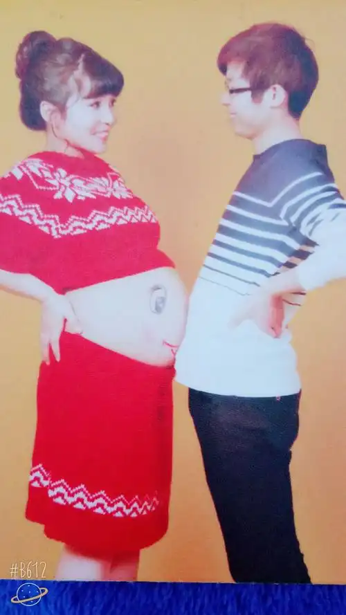 九个月的孕妇照,本来说不拍了,但你说想把别的女孩有的东西让我都有