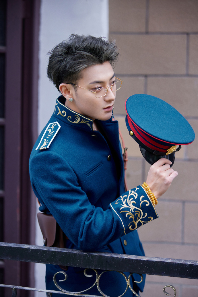 黄子韬萌探探探案3