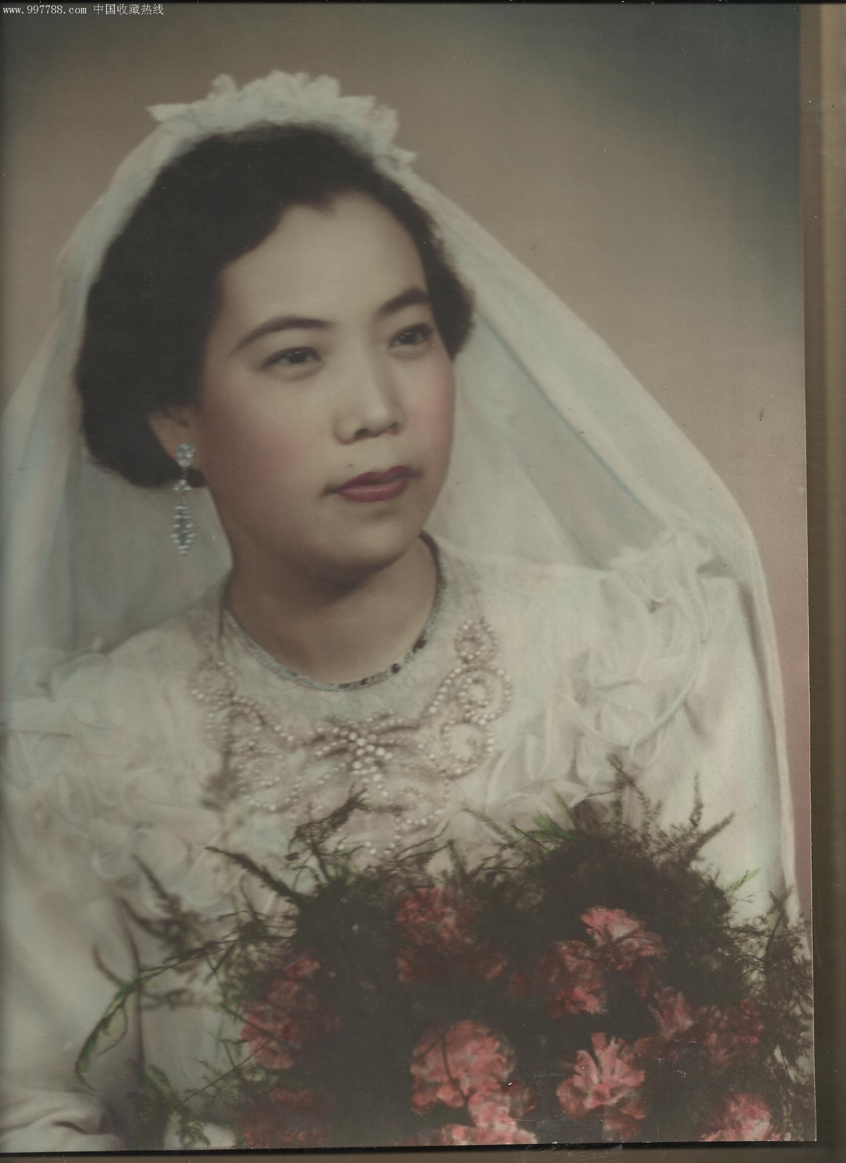 民国老照片:新娘婚纱照《贴板45*35.2照片29.6*24.8(大同照相馆)》