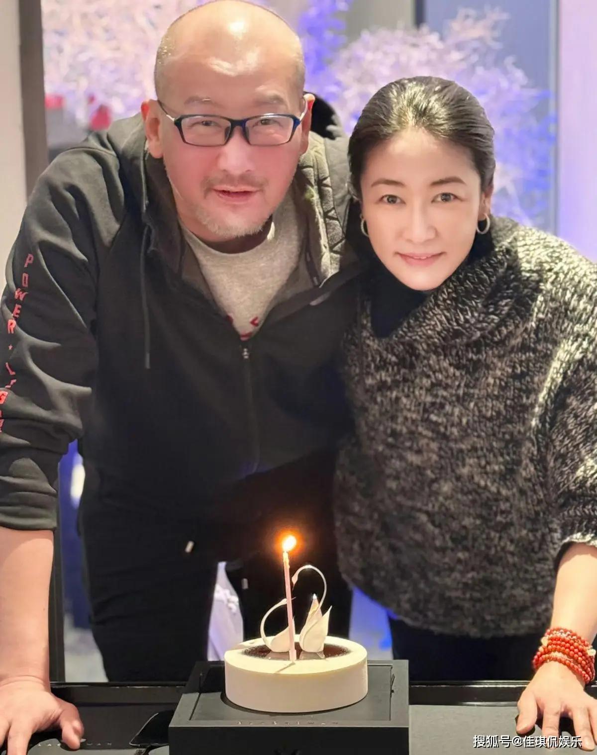 与管虎同框面露微笑,丁昱彤又来喊话_高虎_妻子_婚姻